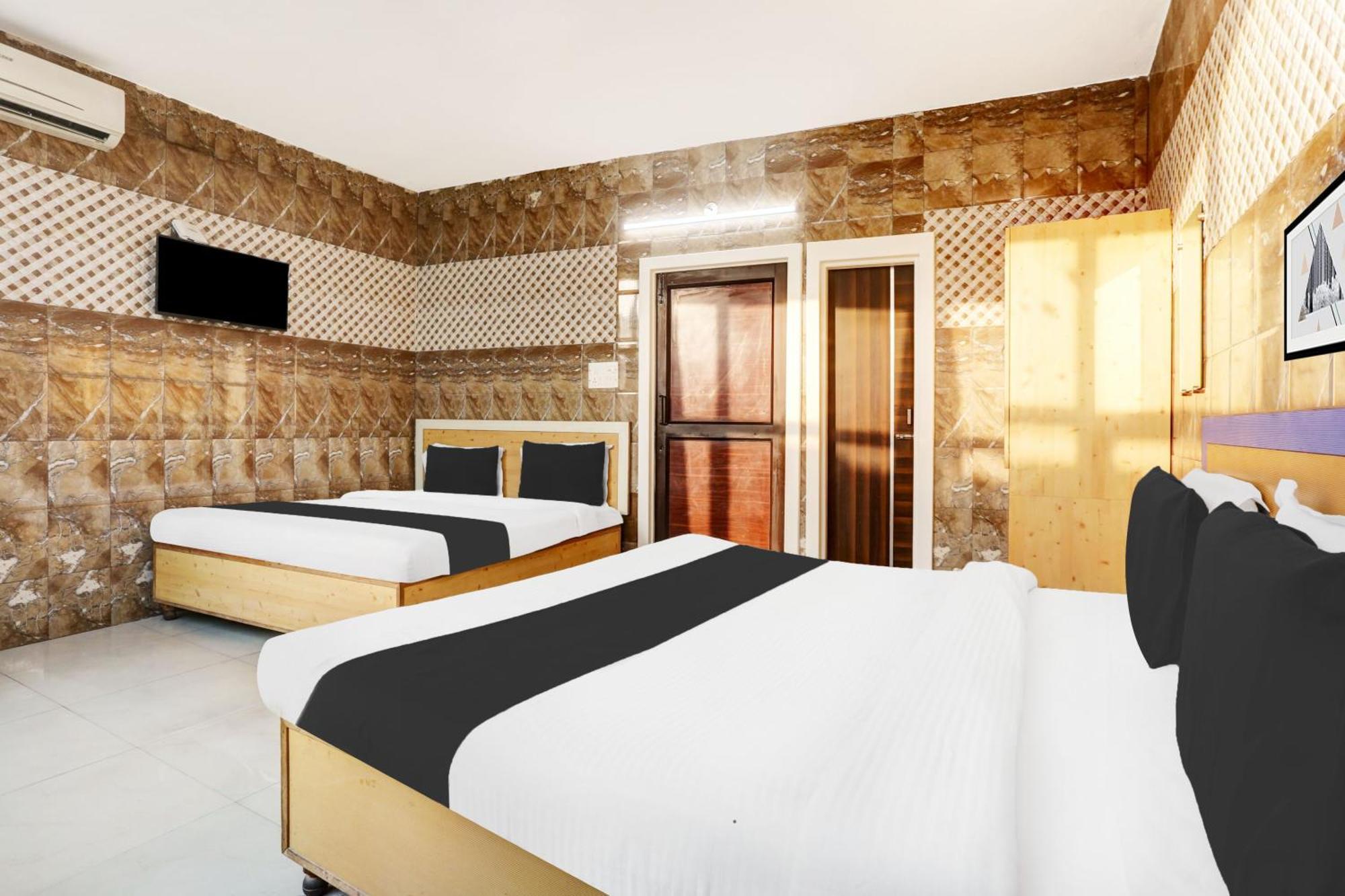 Hotel O Jammu Near Ragunath Bazaar Formerly Goodwill Екстер'єр фото