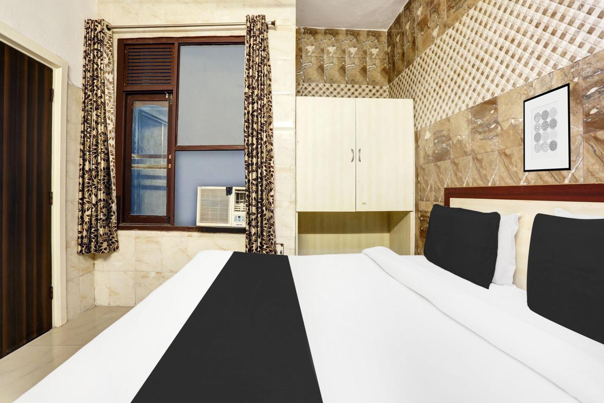 Hotel O Jammu Near Ragunath Bazaar Formerly Goodwill Екстер'єр фото